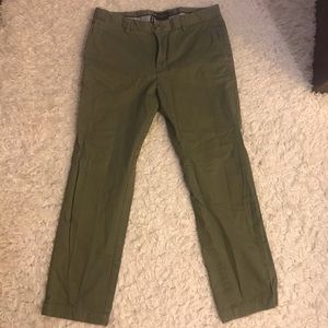 MENS GREEN KHAKIS 32x30